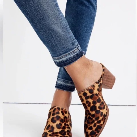 Madewell 9" High-Rise Skinny Jeans in York Wash - Picture 3 of 8